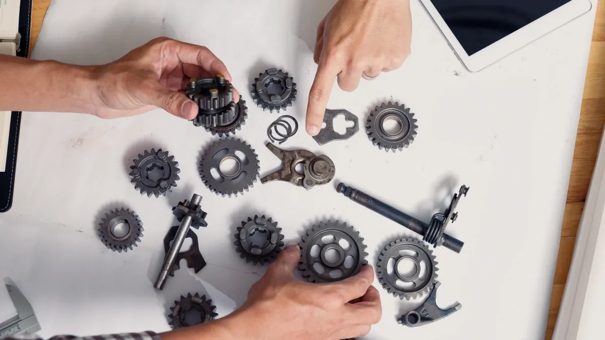 Manufacturing engineering guides and process references